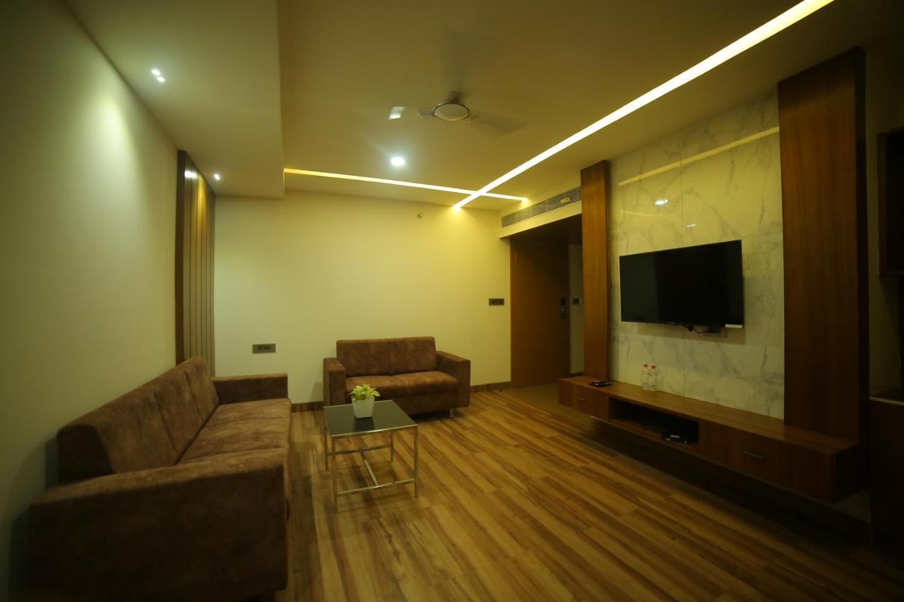 Hotel Sree Fortune Grand, Tadepalli Tadepalle Exterior foto