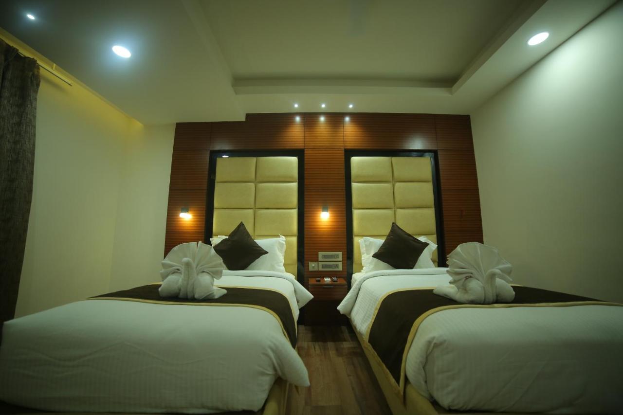 Hotel Sree Fortune Grand, Tadepalli Tadepalle Exterior foto
